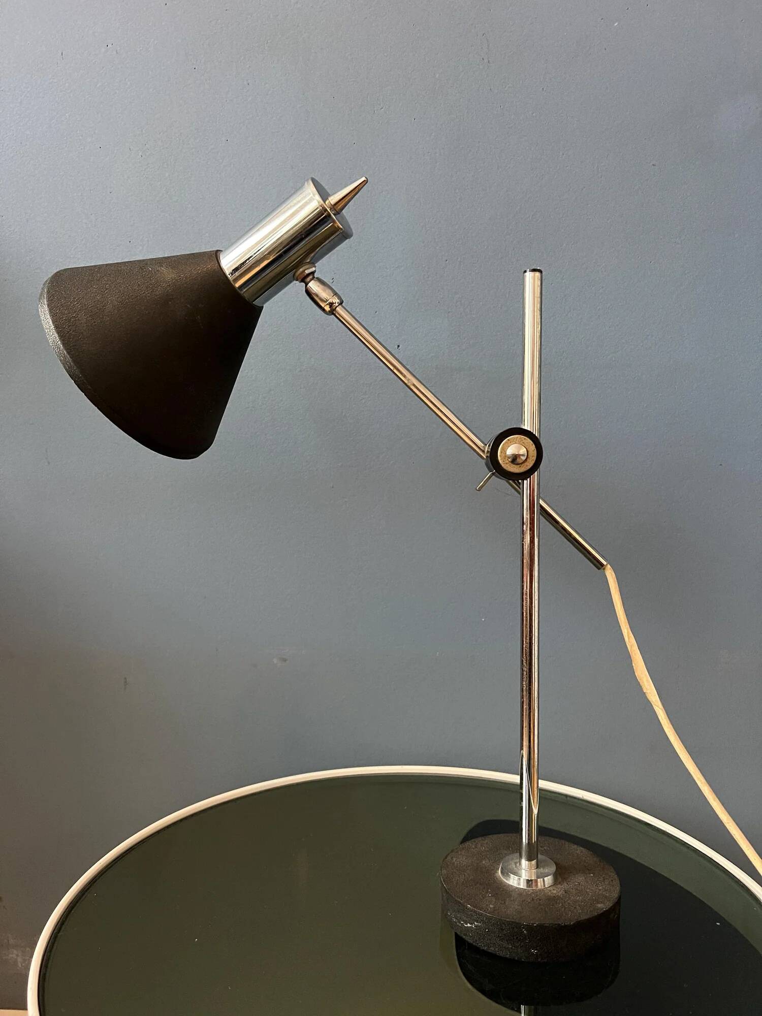 Vintage Herda mid-century adjustable desk lamp