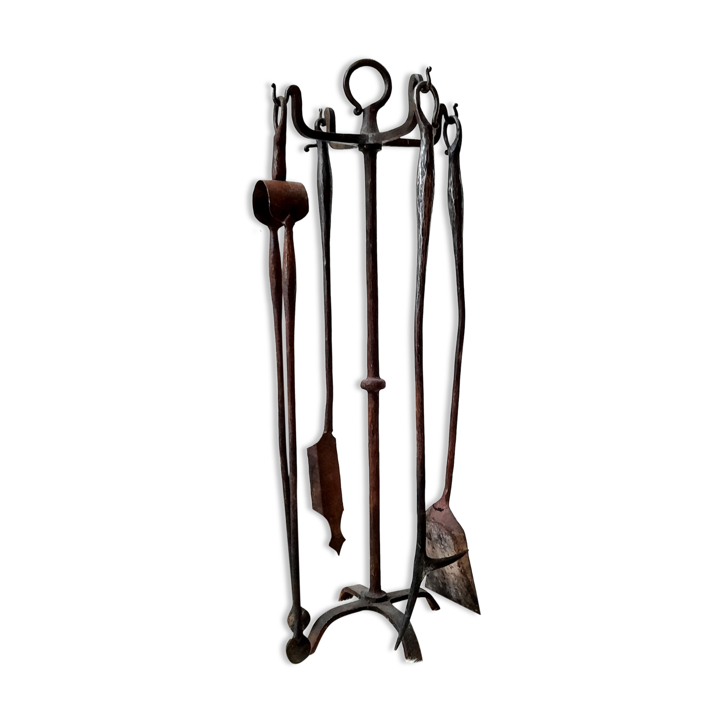 Brutalist fireplace kit in vintage wrought iron from the 60s / 70s