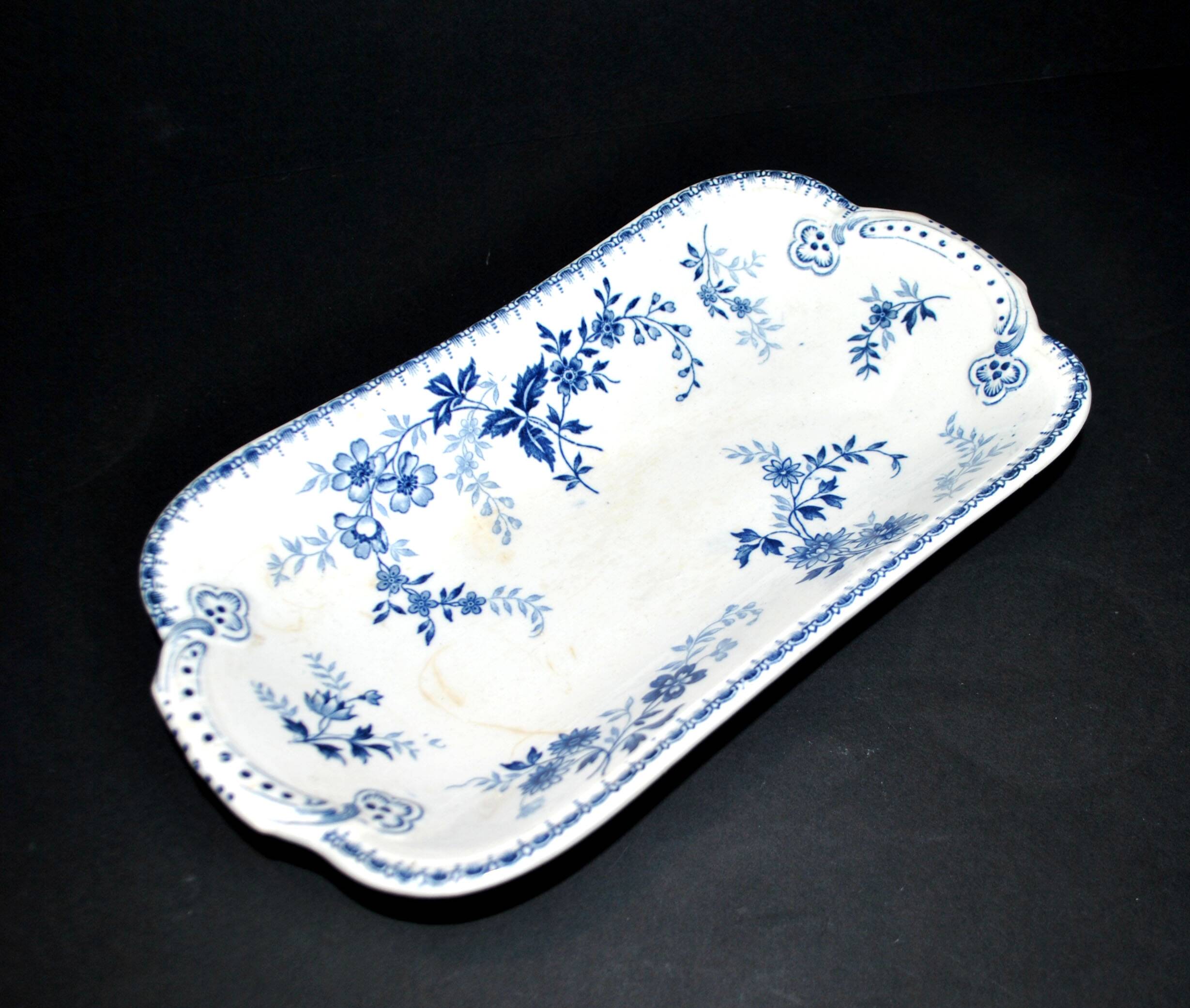 Antique Dugazon 1900 earthenware dish from BOCH Frères KERAMIS in Belgium