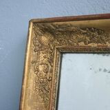 Mirror restoration in Golden stucco