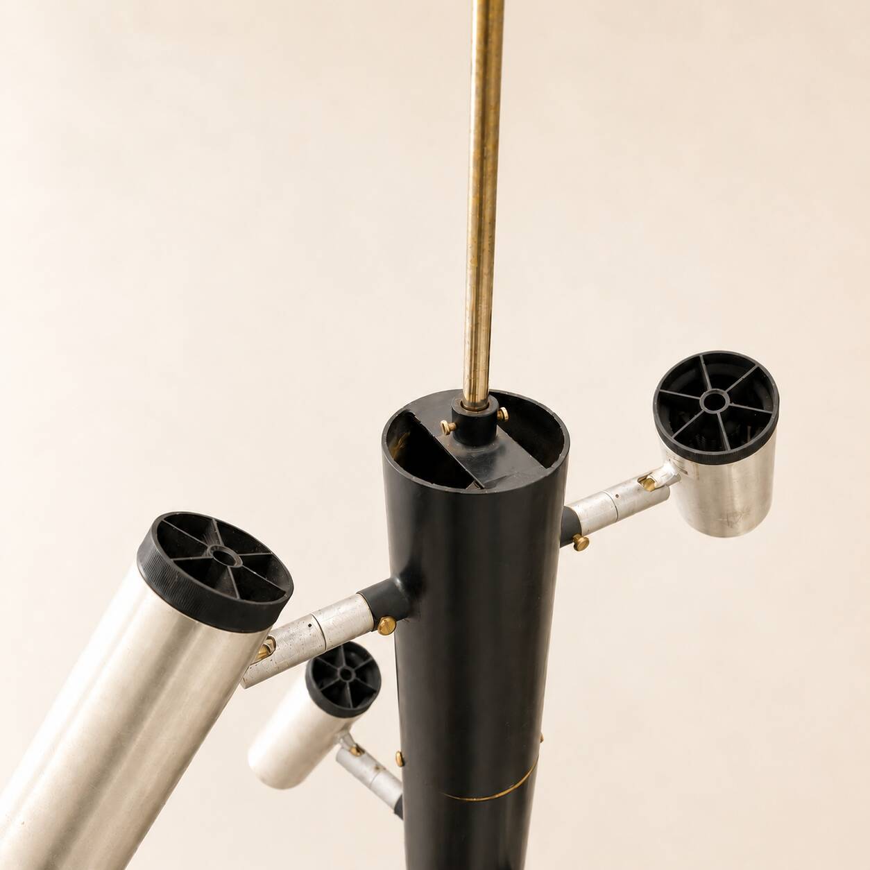 Suspension Phillips 1960 - Lignes architecturales - Métal laqué/alu brossé