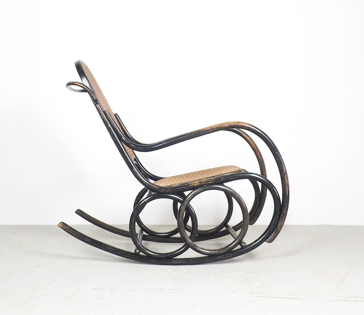 Classic Thonet bentwood rocking chair by Ton, 1950