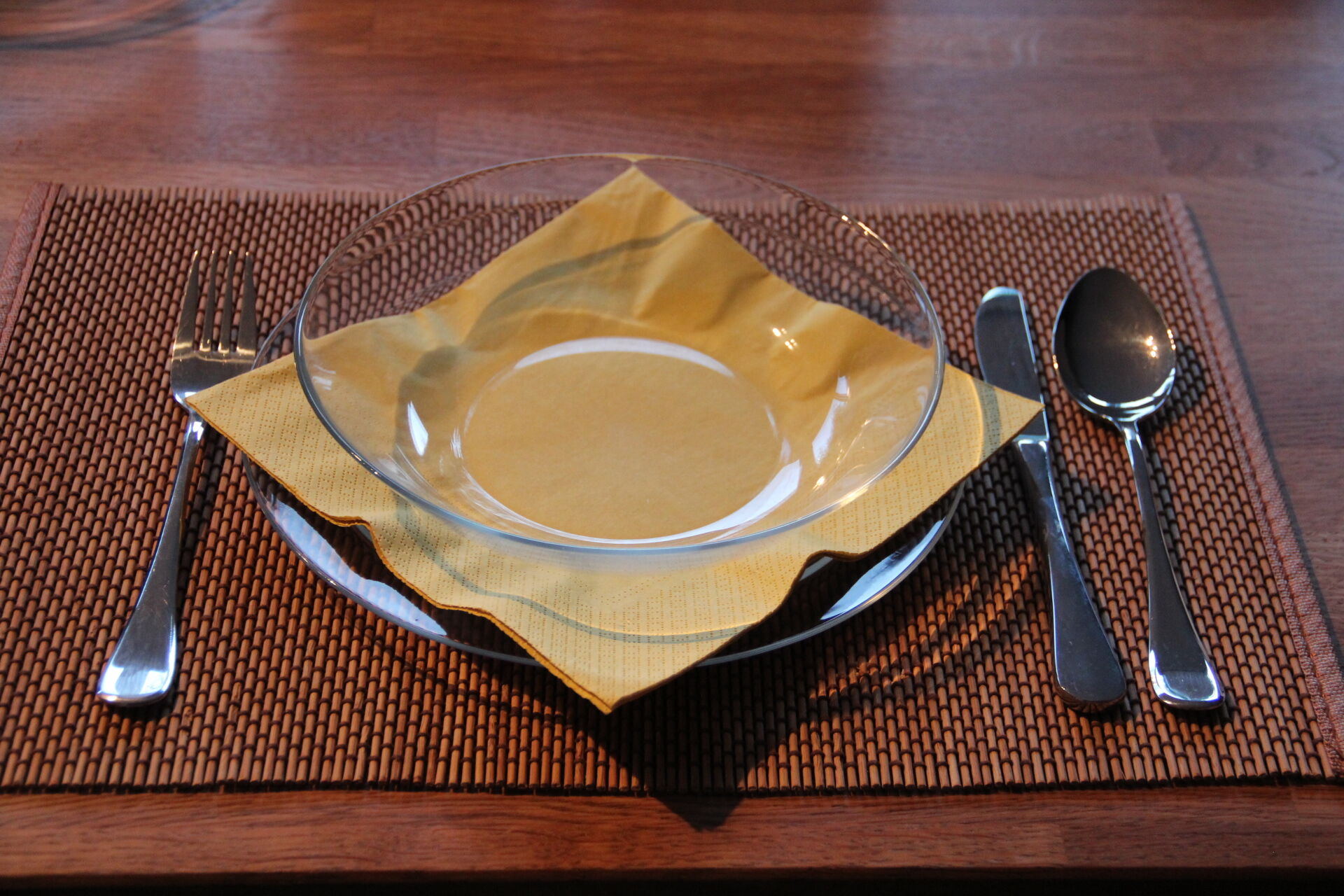 Arcoroc vintage glass plate service