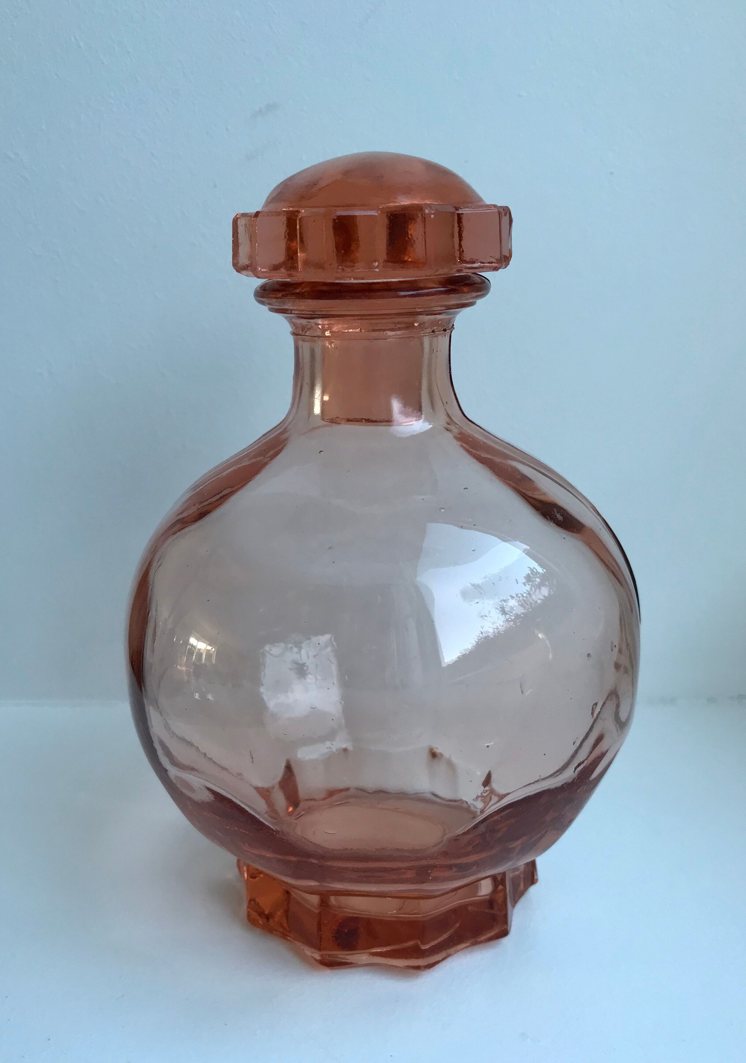 Art deco pink glass decanter 40s