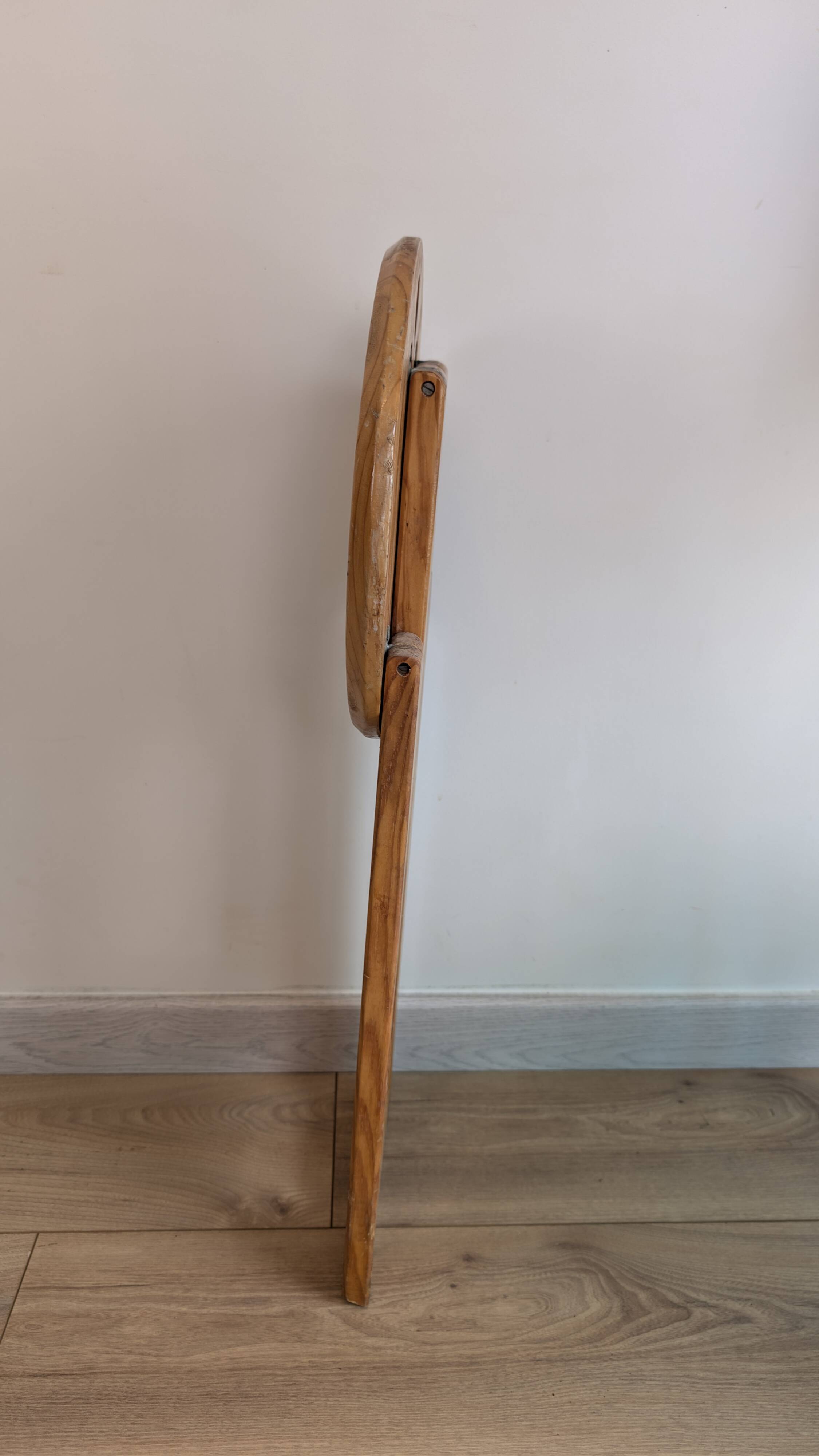 Folding stool TS attributed to Roger Tallon – French design from the 1970s.