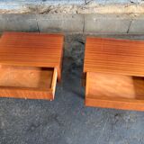 Paire de tables de chevet style scandinave en teck vernis
