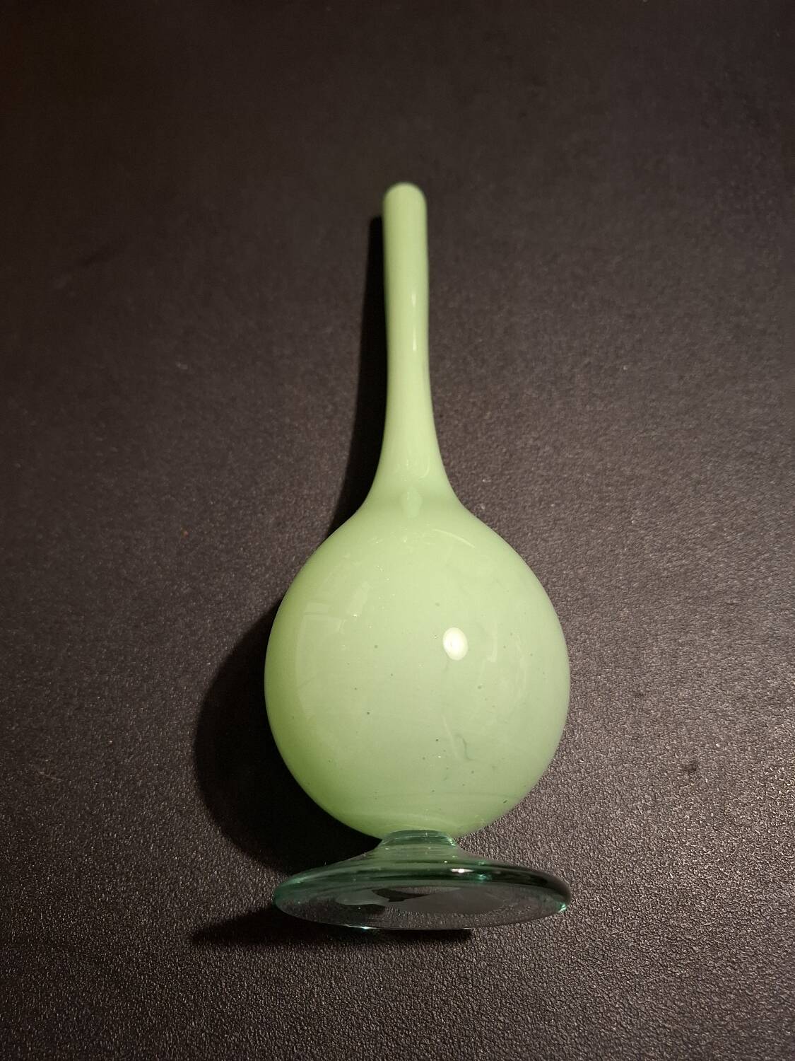 Artisanal soliflore in opaline