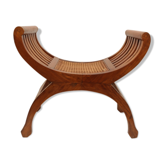 Curule stool