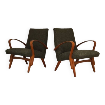 Pair of lounge chairs restored by Frantisek Jirak for Tatra