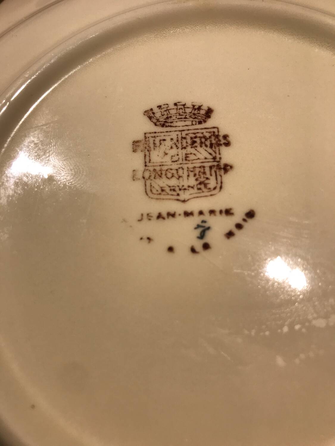 8 Longchamp Jean Marie model dinner plates