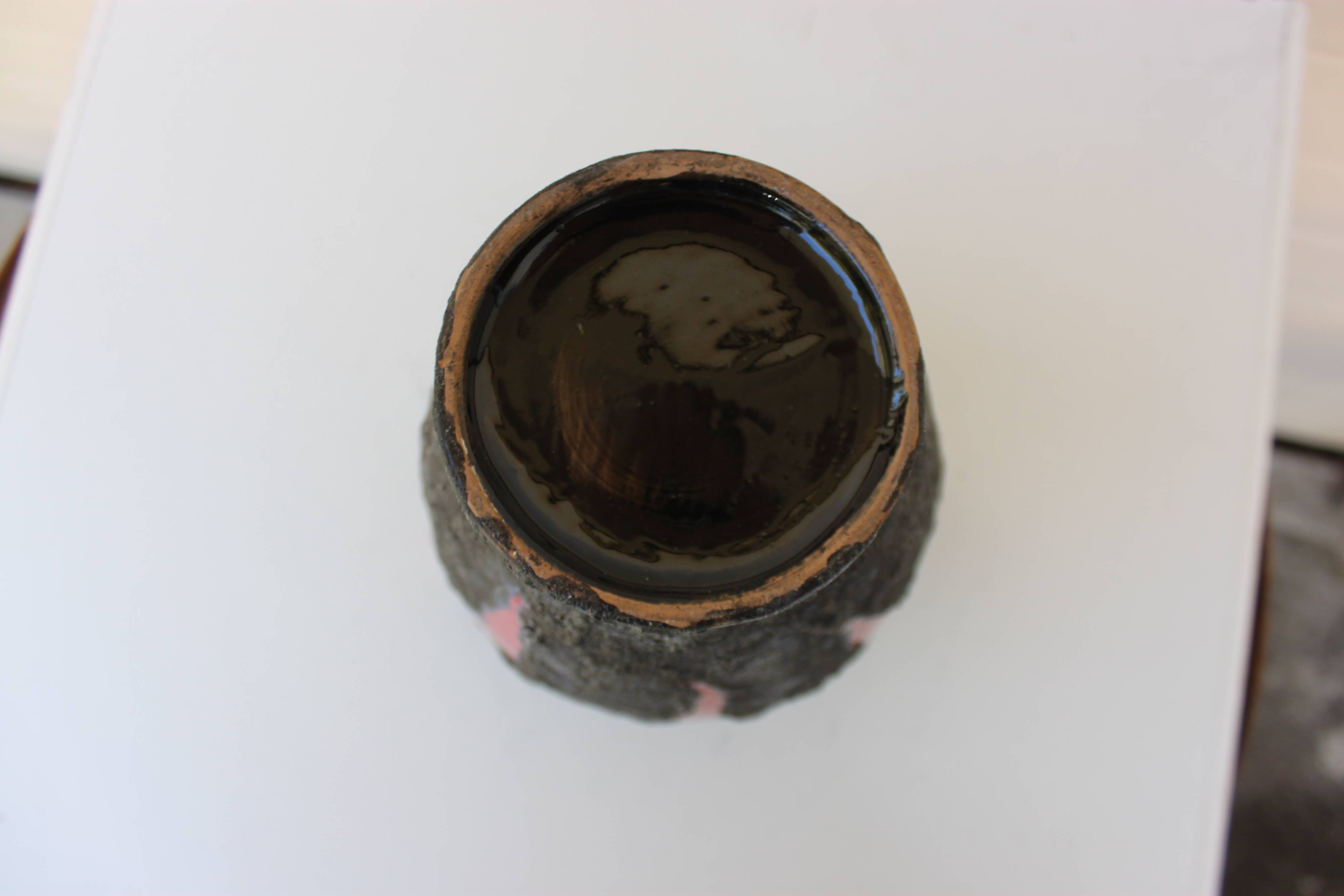 vase 1970 deux anses orange et noir