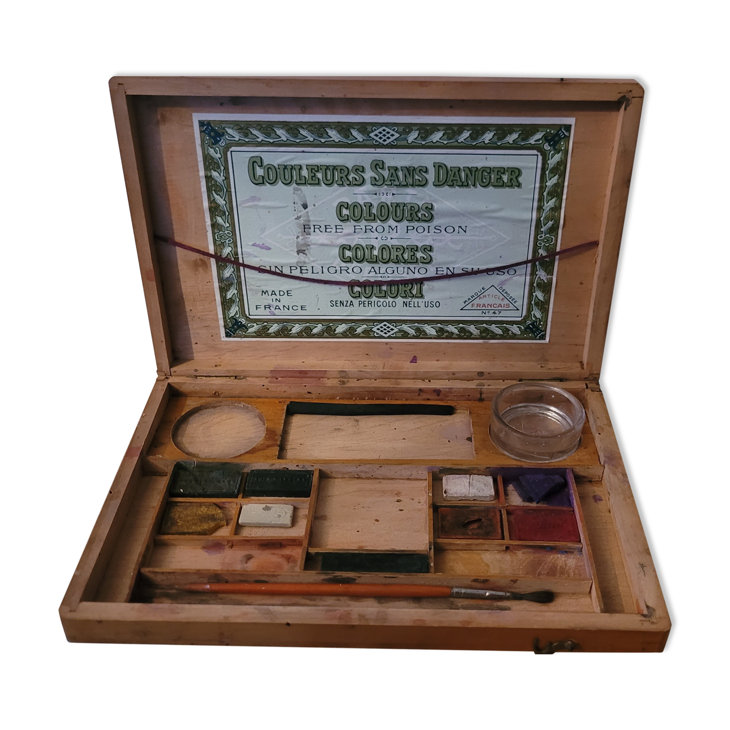 Old paint palette "Safe Colors"