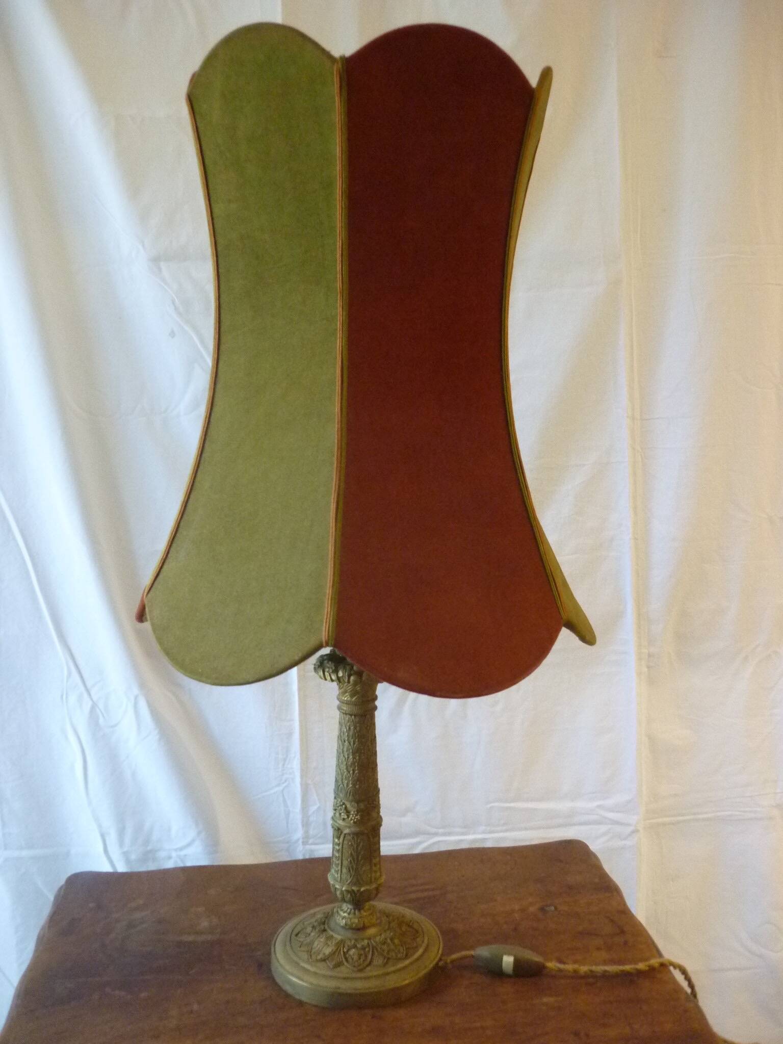 Lampe en bronze et velours 70 cm