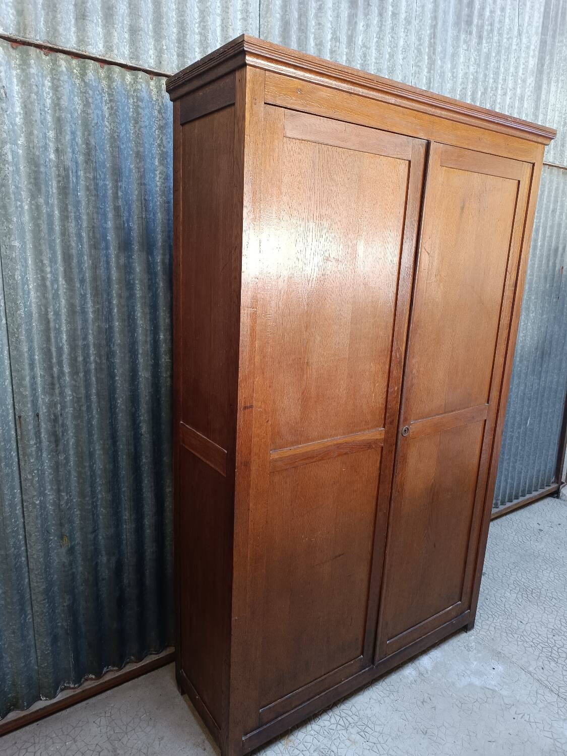 Parisian wardrobe in solid wood