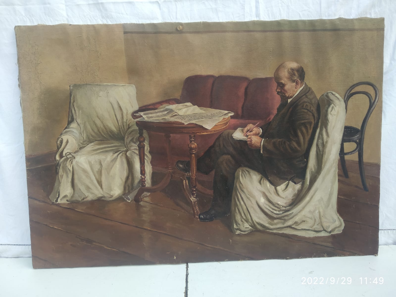 Painting Lenin in the armchair of Smolny, Soviet era
