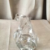 Vase en cristal de vannes de forme elancee