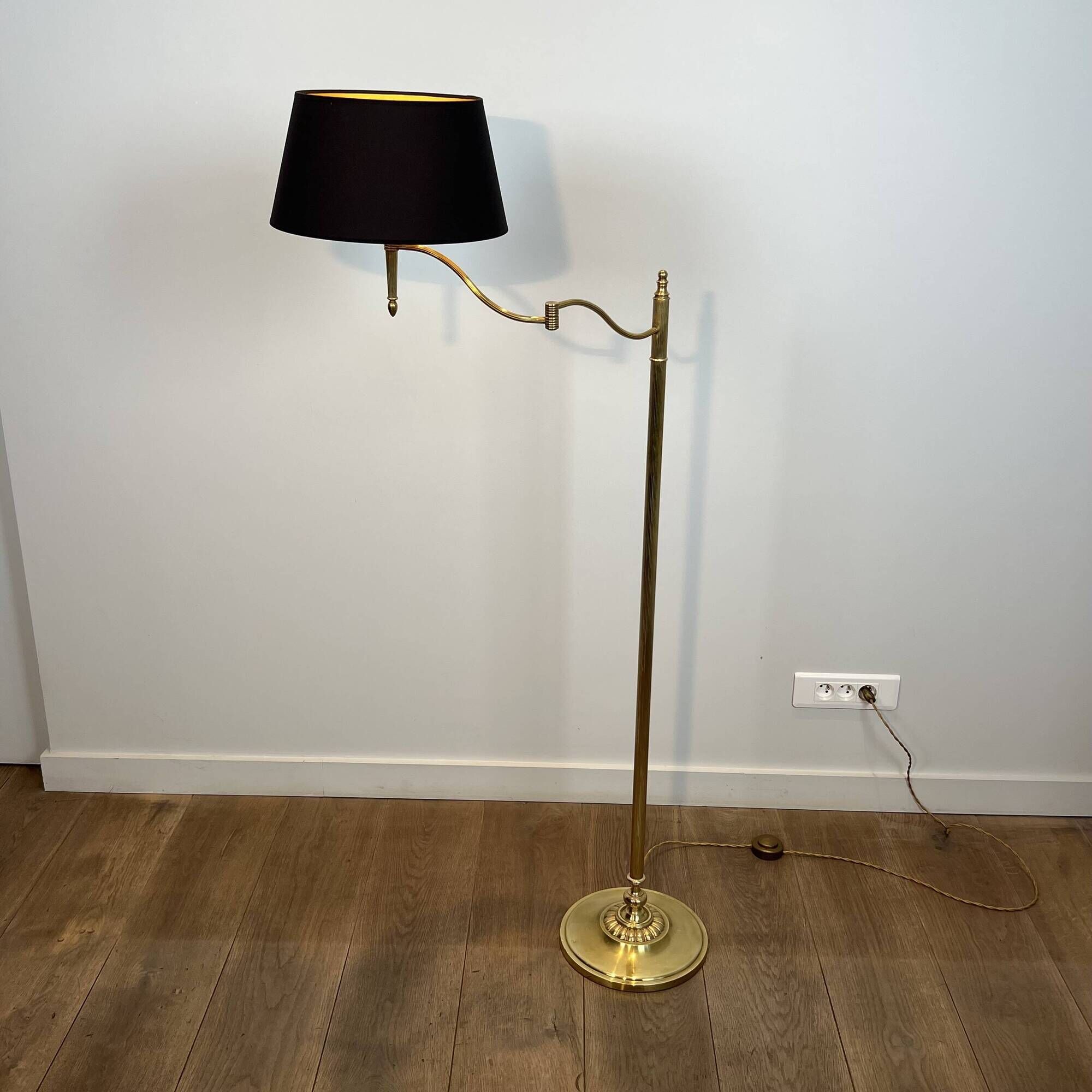 Reading Floor Lamp with Adjustable Arm in Gold Brass. French Work. Vers