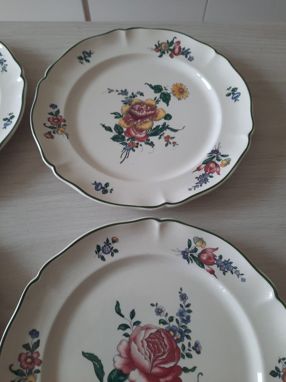 Set of 6 old Villeroy & Boch plates
