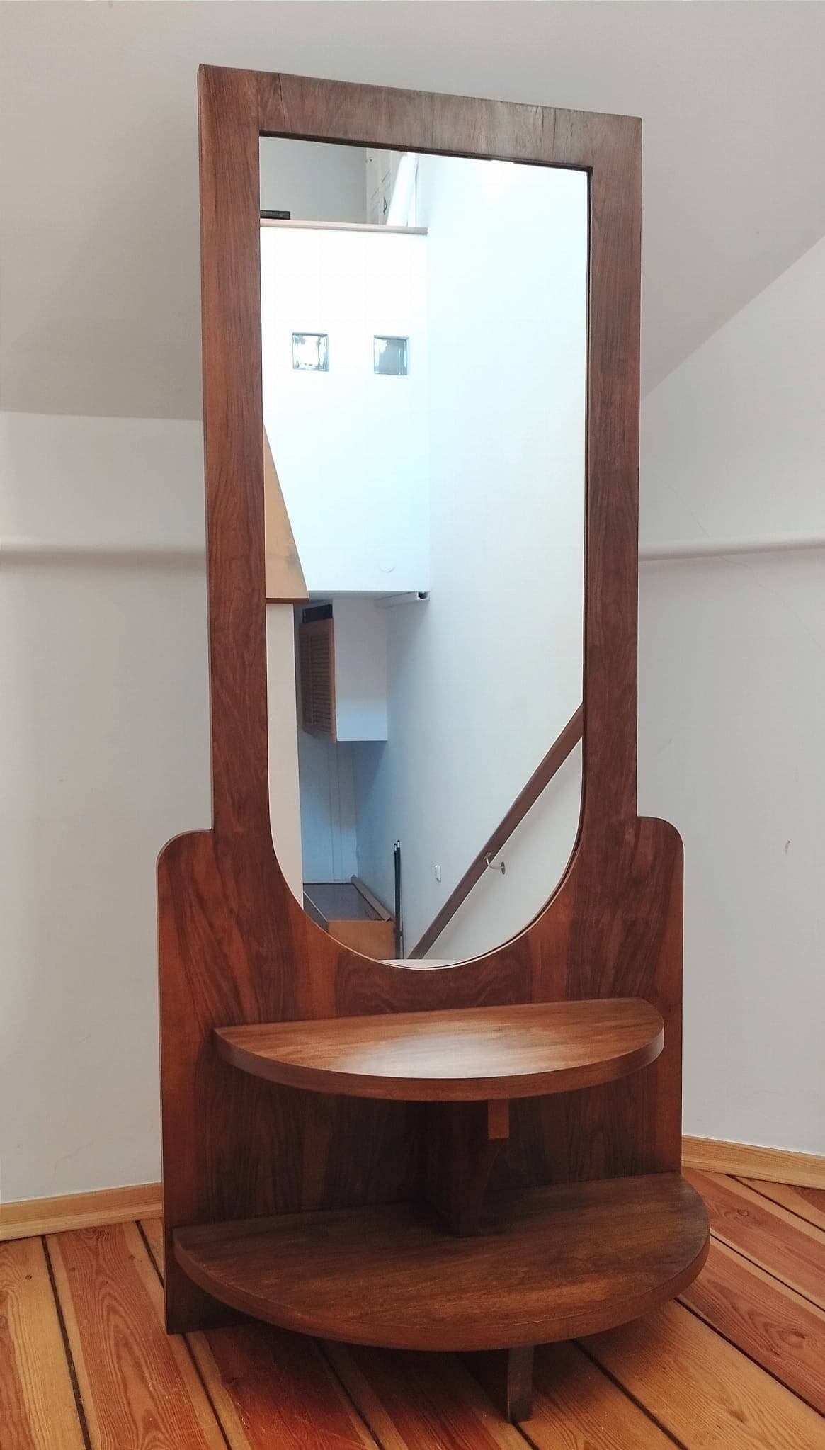 Coiffeuse Tchécoslovaque attribuée à J. Halabala pour Up Races, 1940s