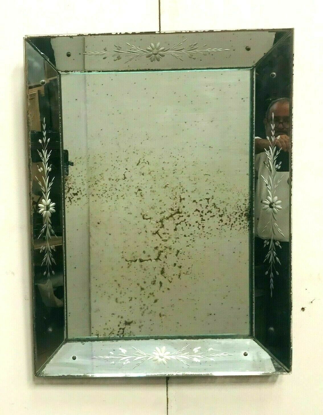 Mirror with closed walls of Murano style XX century