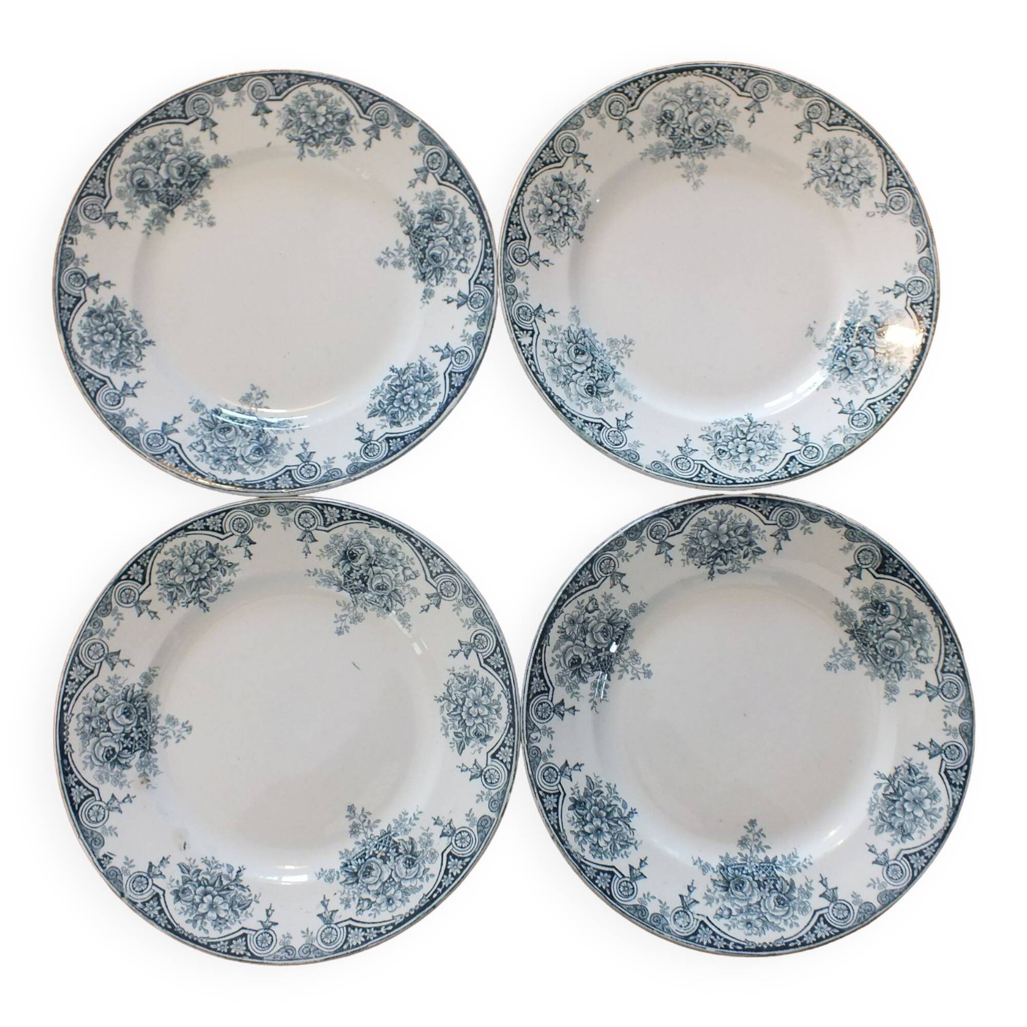4 Assiettes plates en Terre de Fer Sté Amandinoise Pompadour