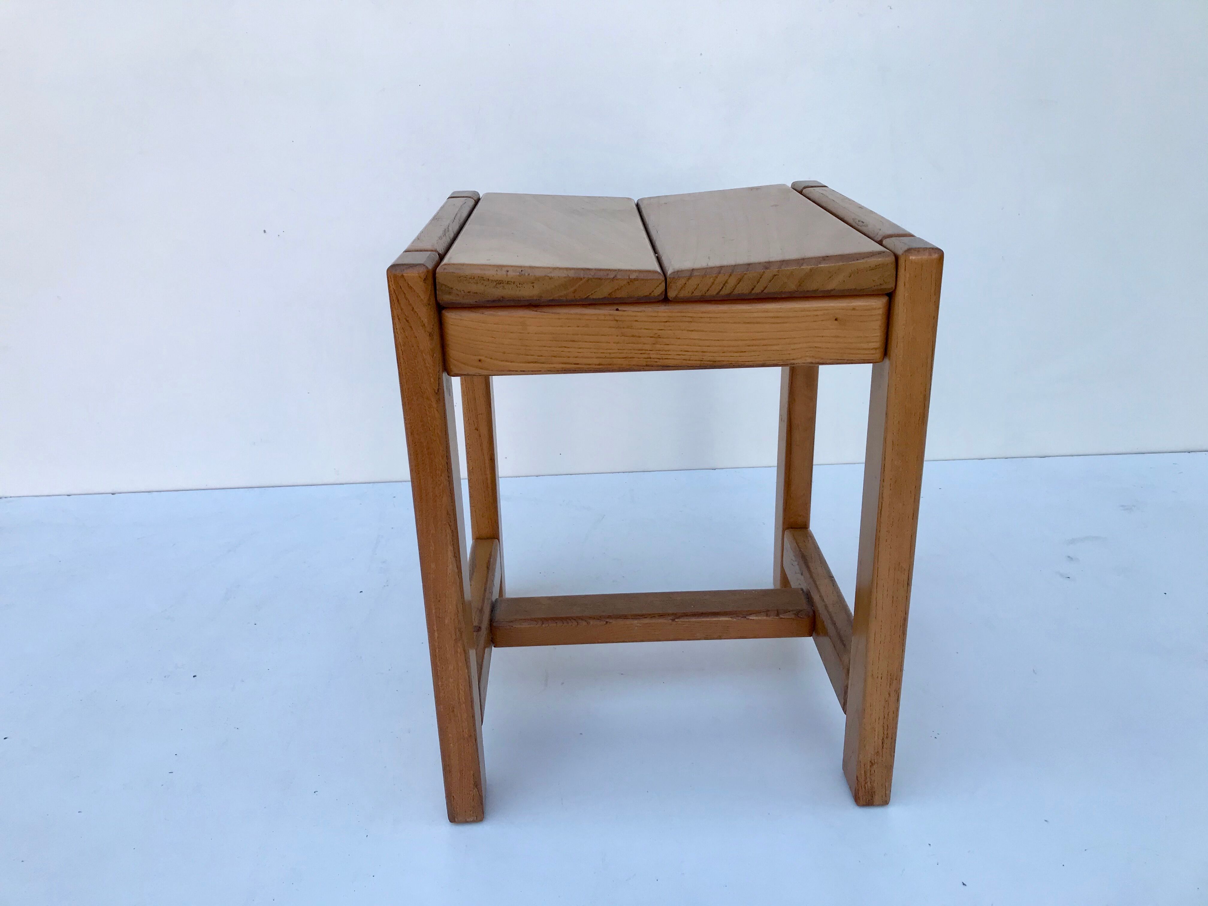 Massive elm stool France 70s