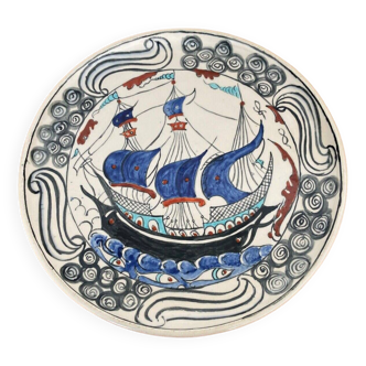 Iznik dish decorated with CB 20th century monogram caravel