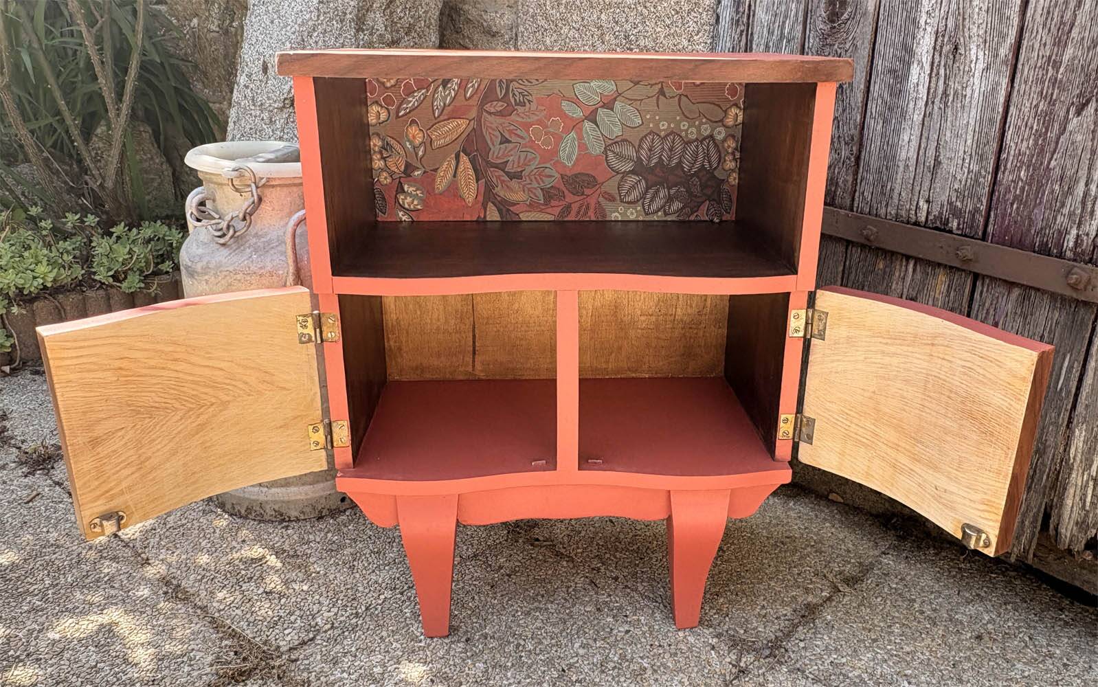 "Corail Bohème" bedside table – vintage relooked, 1940s / 1950s