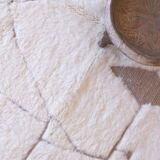 White Berber Rug - 292 x 208 cm