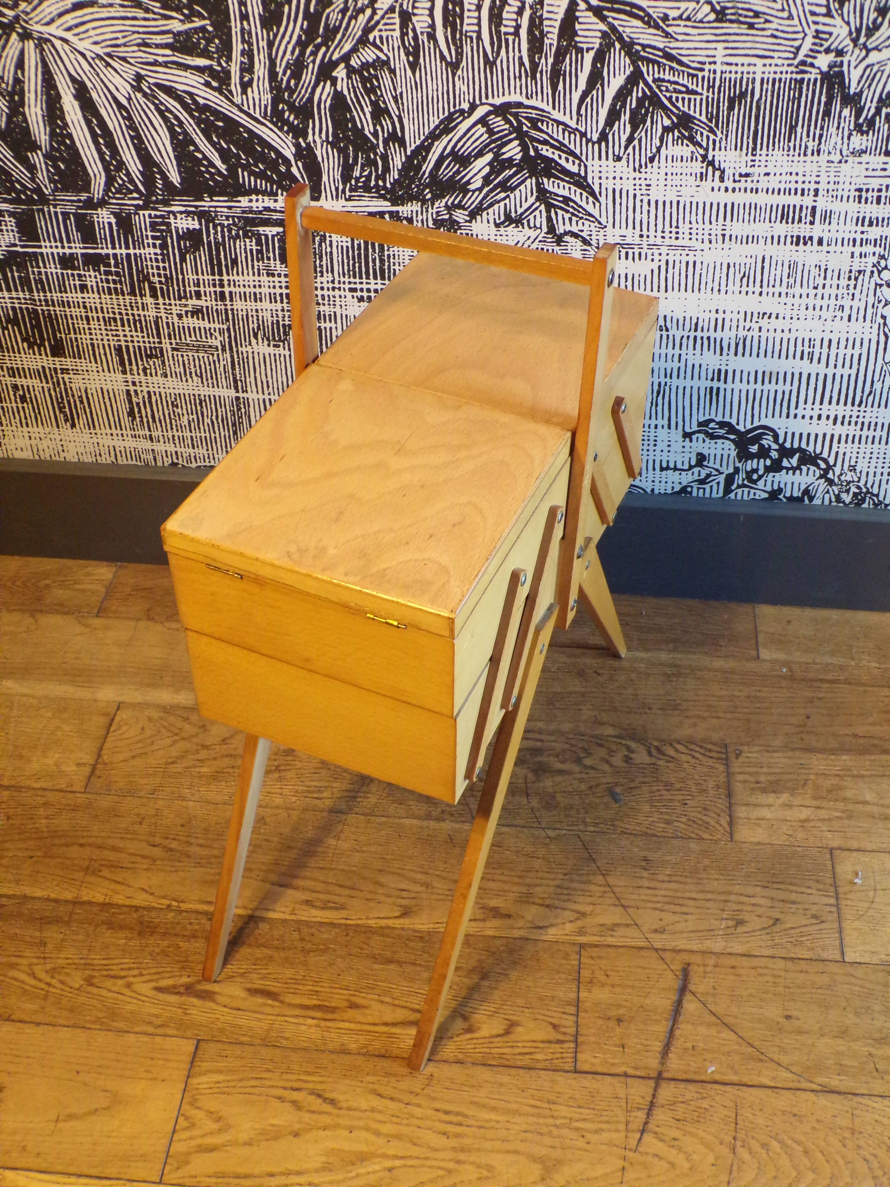 Vintage worker compass feet