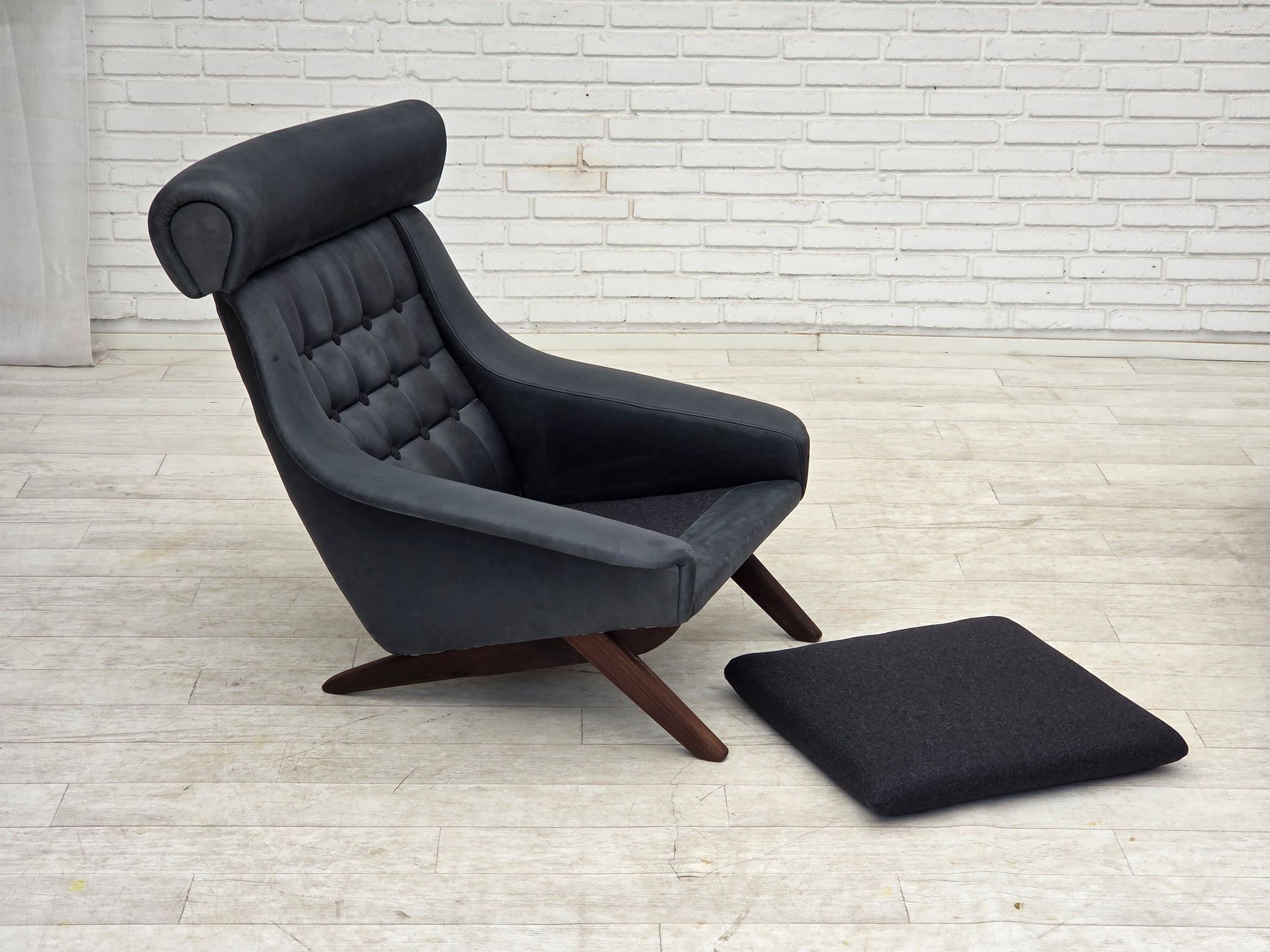 1970s, Danish design by Illum Wikkelsø, reupholstered armchair, leather.