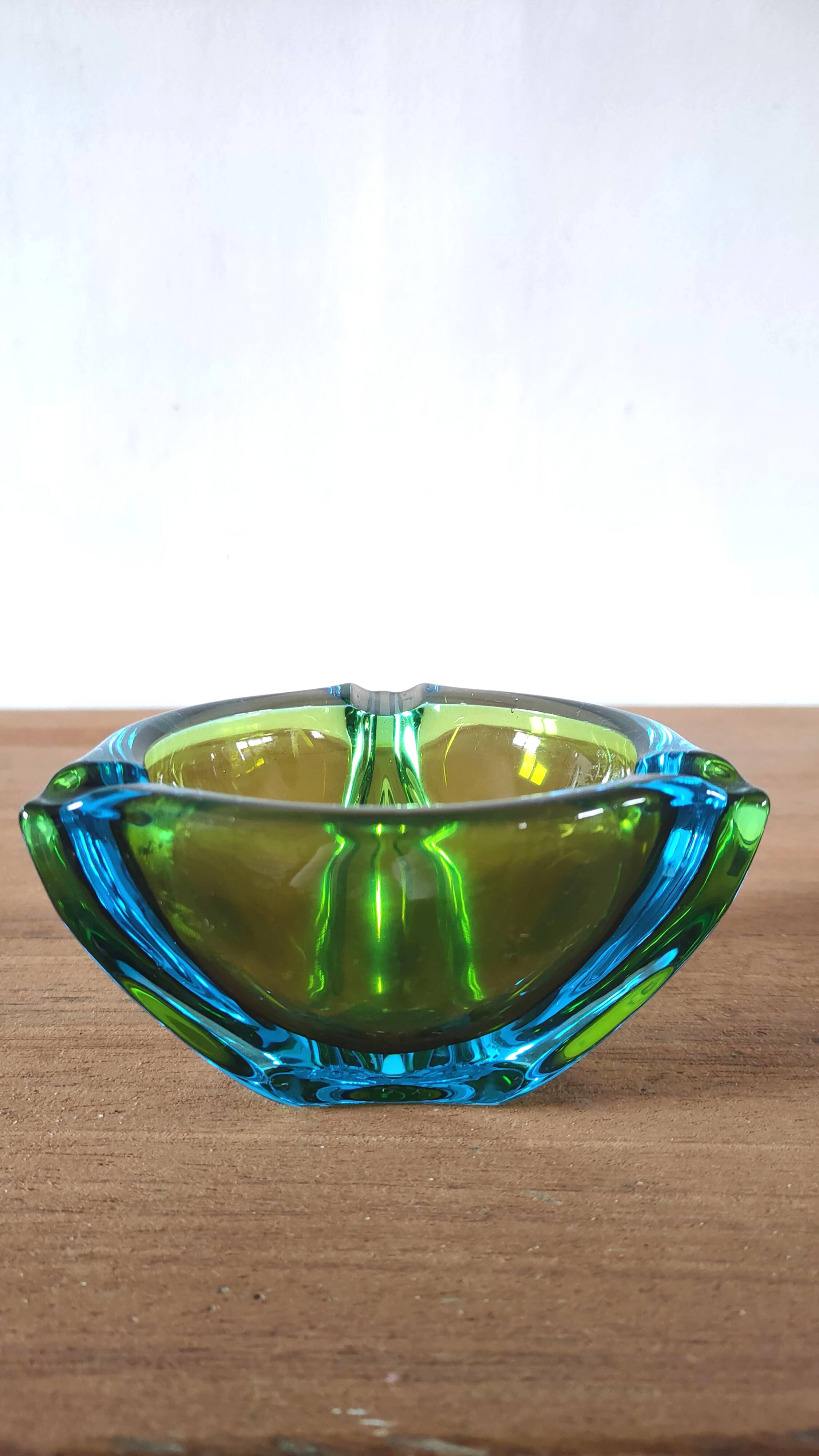 Sommerso ashtray in Murano glass 60s design