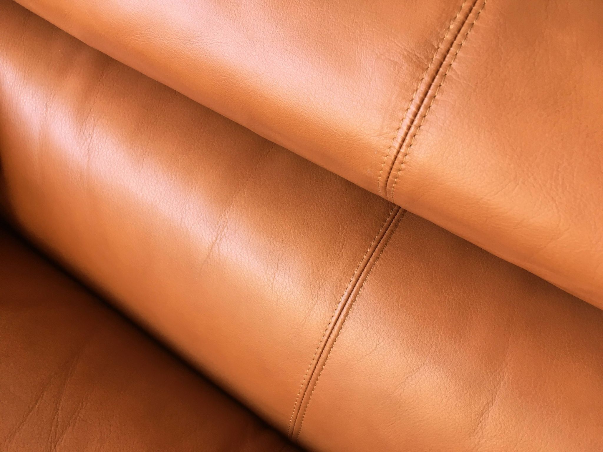Leather armchair designed by Afra and Tobia Scarpa for B&B Italy, 1970s