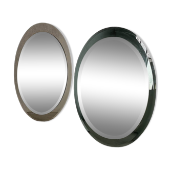 Pair of oval mirrors from the 70s