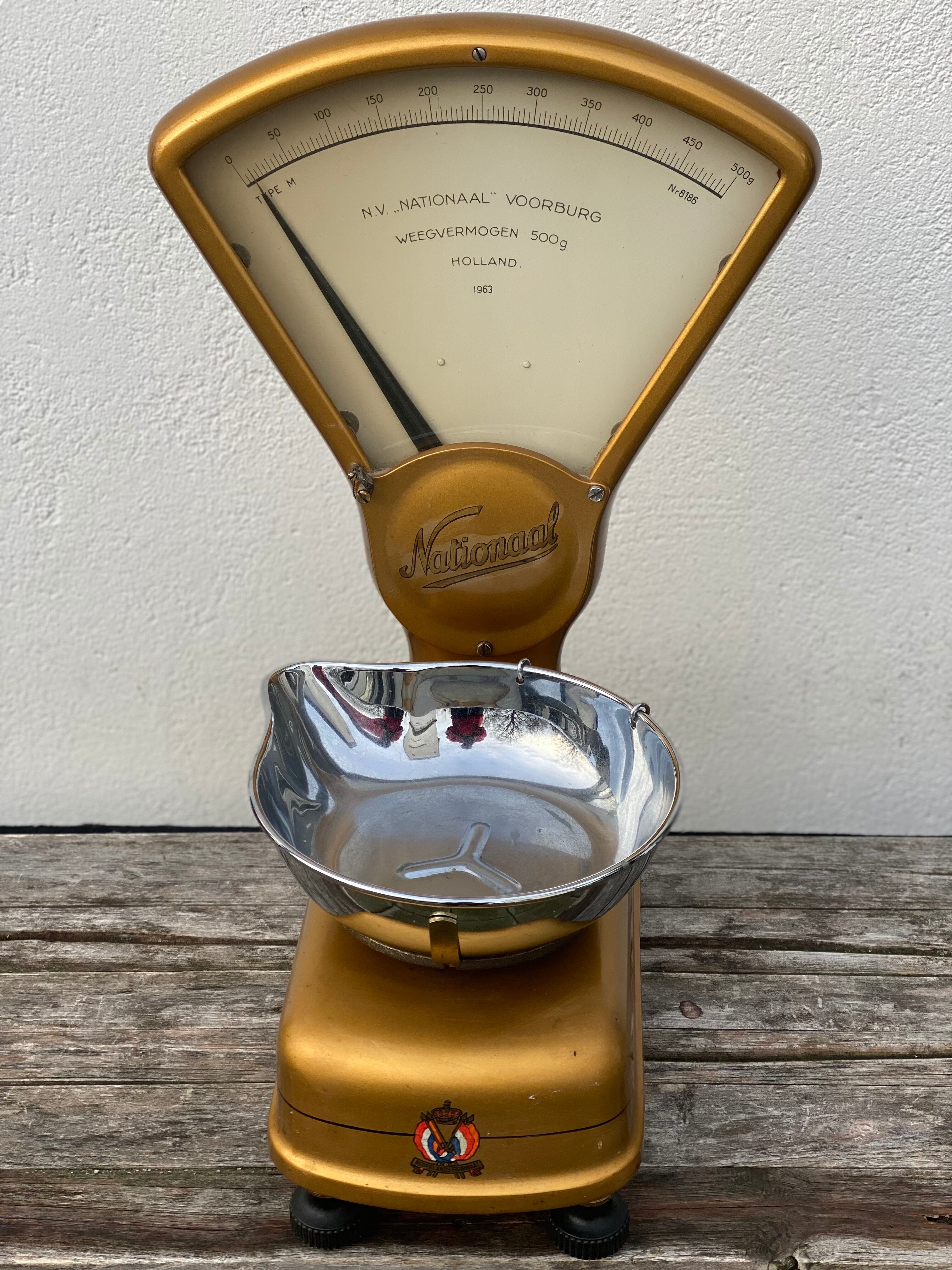 Vintage N.V. National Voorburg Weigh Scale