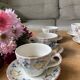 Lot de 6 tasses à thé anglaises  en porcelaine fleuri