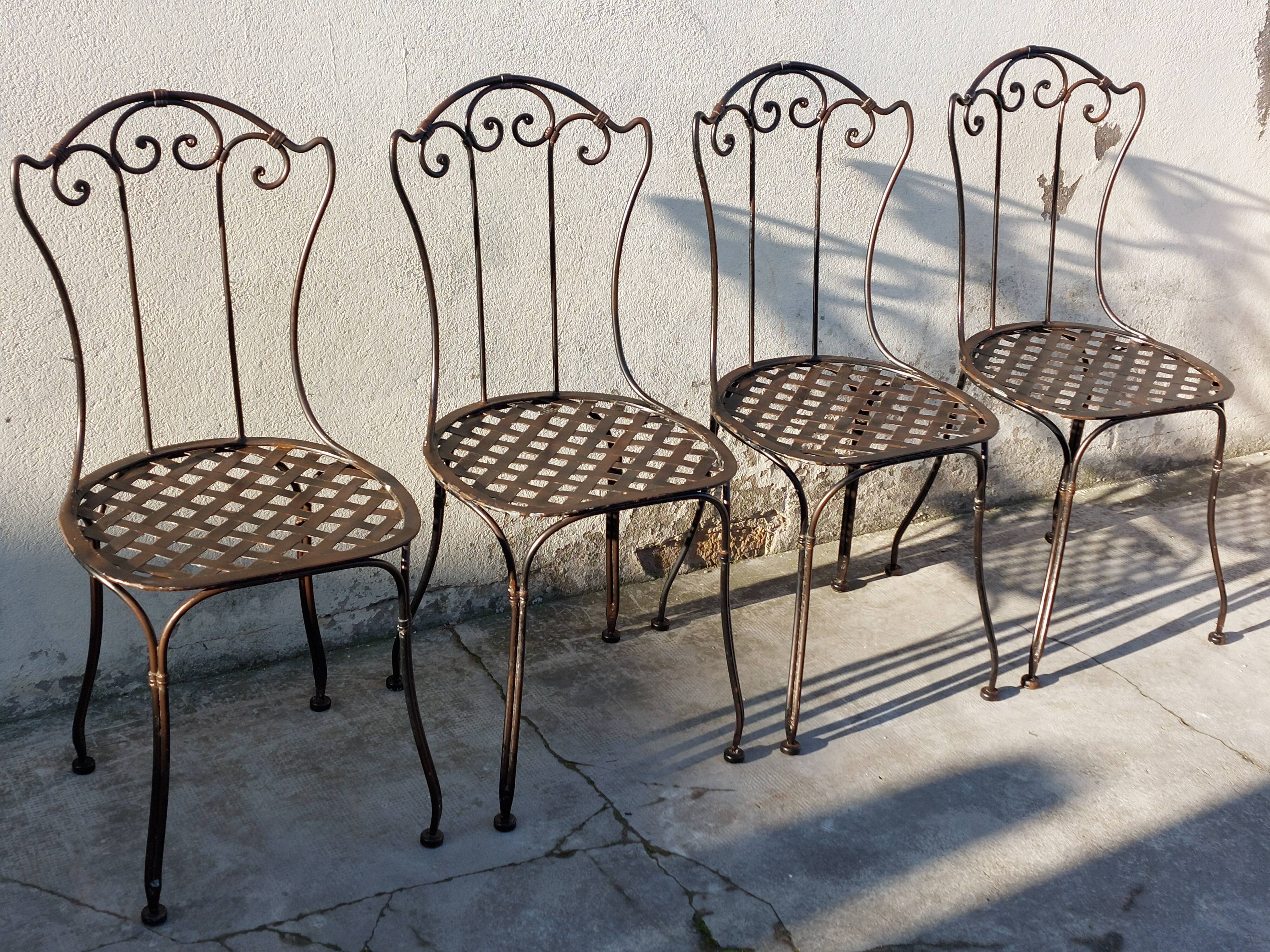 Série de 4 chaises de jardin en fer forgé