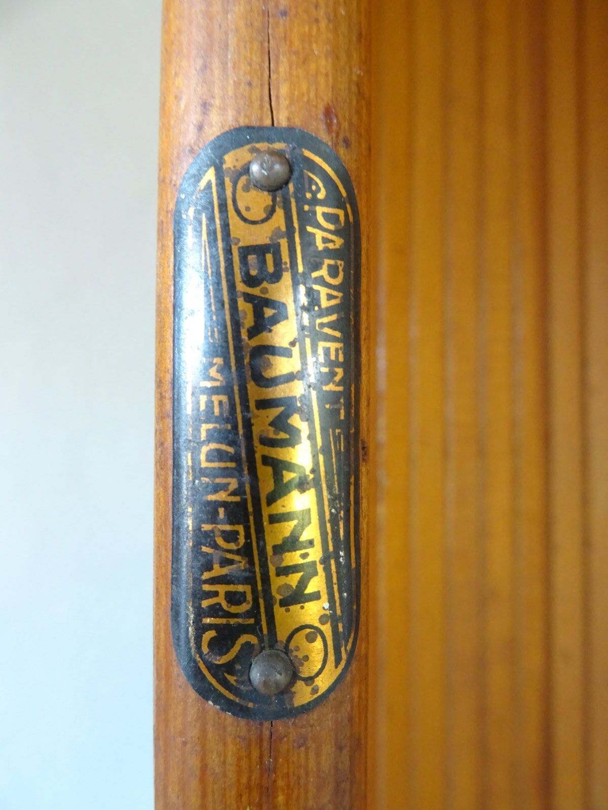 Pair of Baumann screens