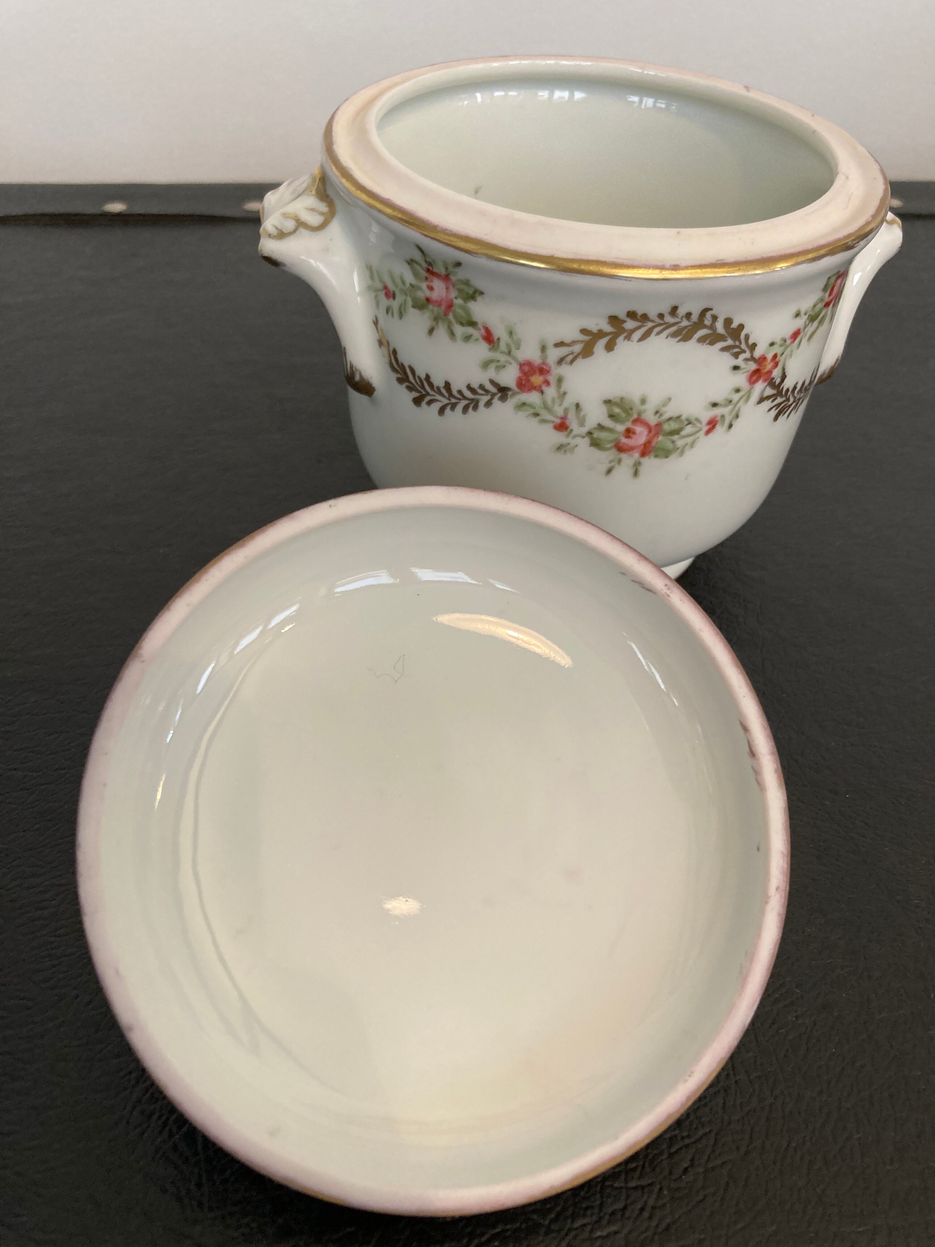 Louis XVI style Chamart Limoges porcelain sugar bowl