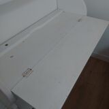 Shelf desk