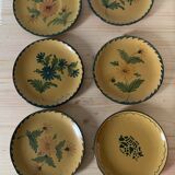 6 cups decorated with ancient flowers