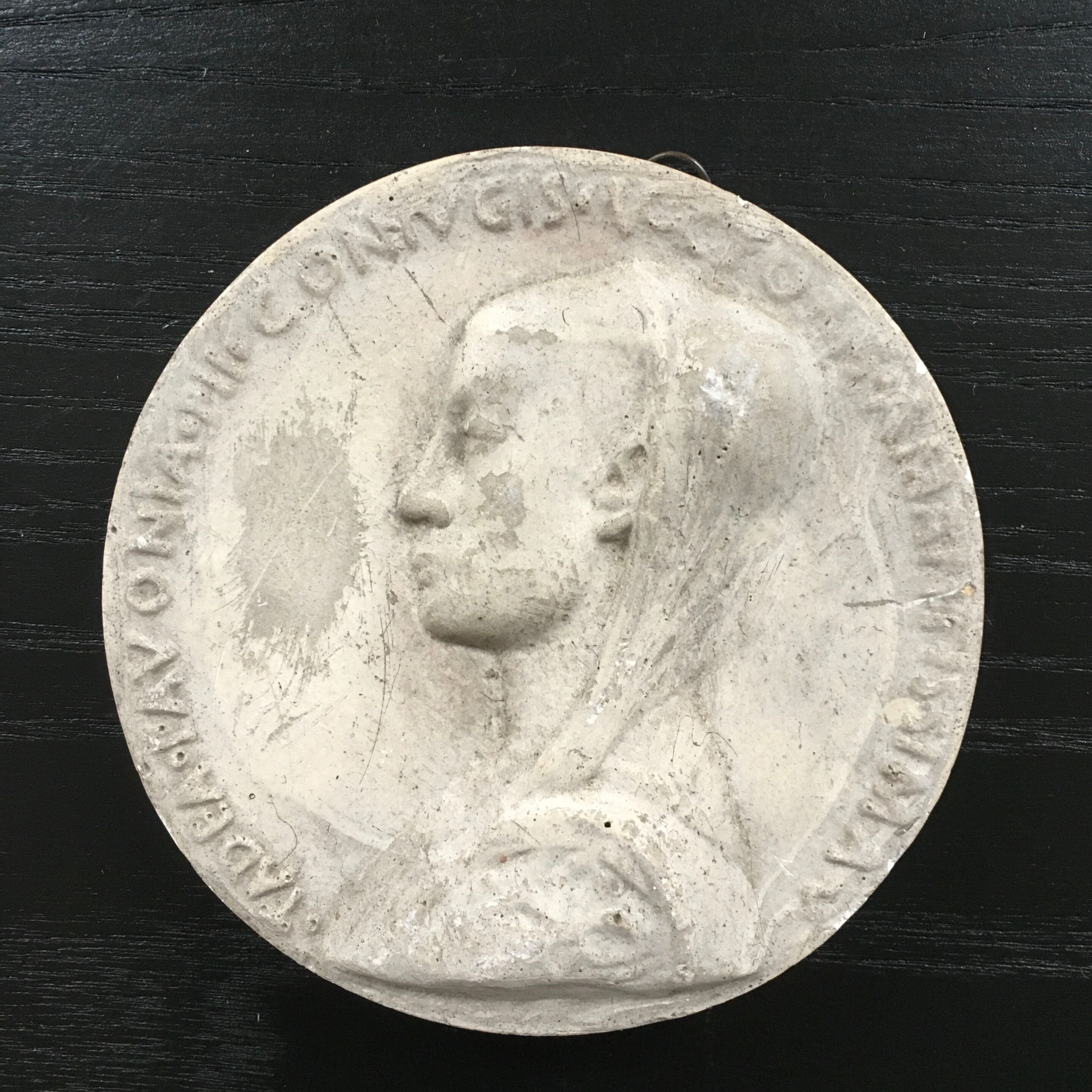 Plaster medallion