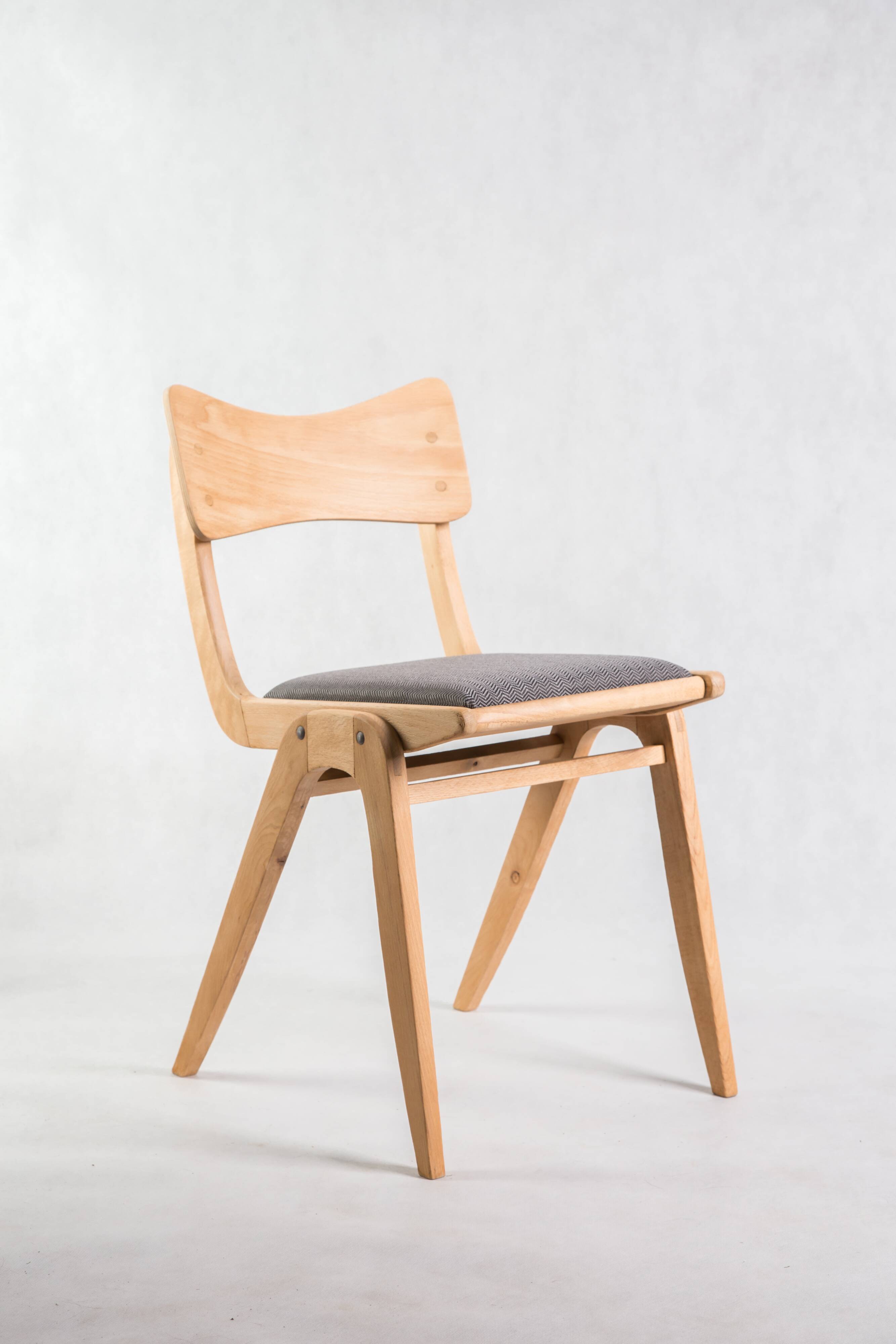 Set of 4 bumerang chairs from 1960s.