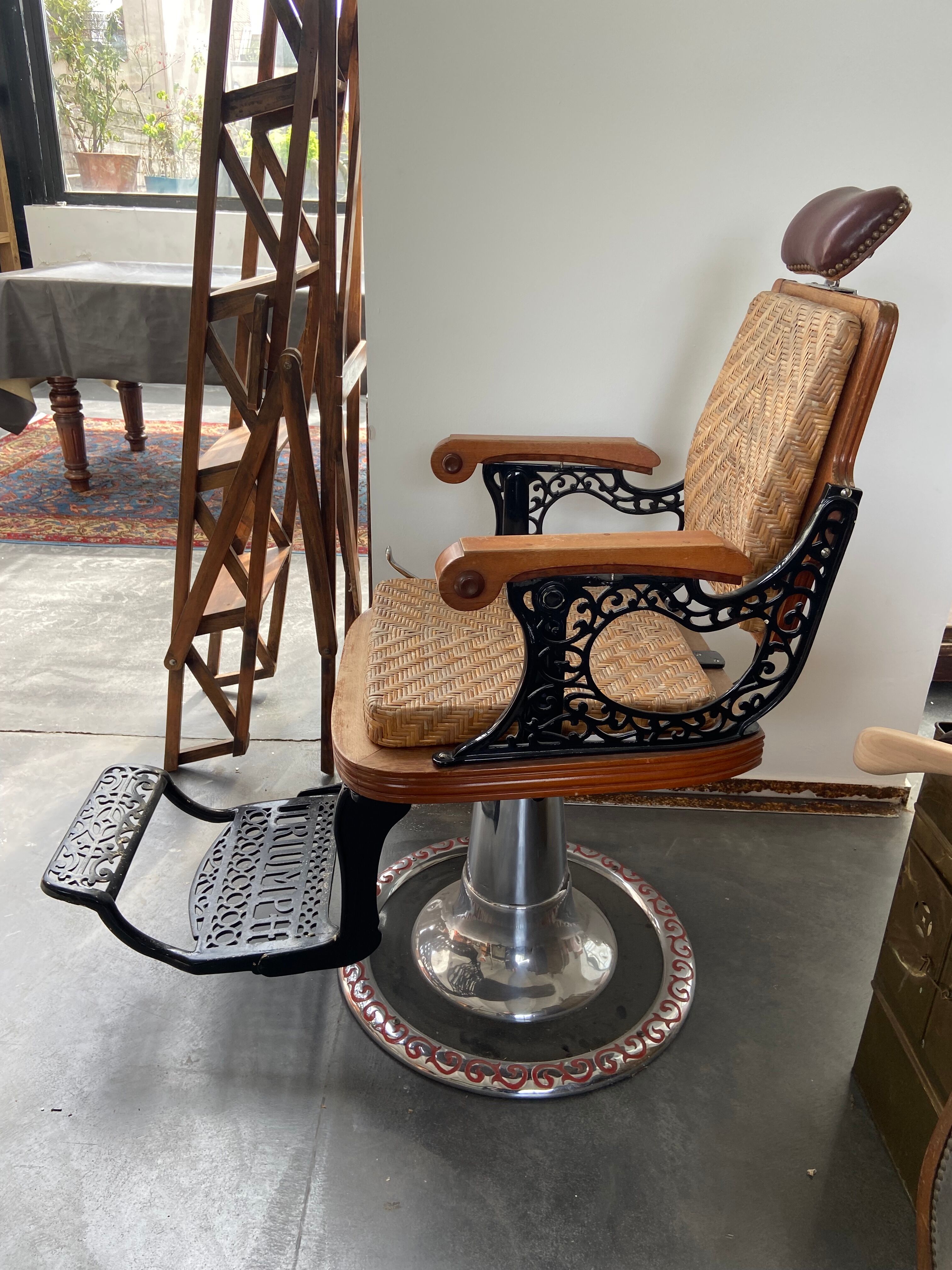 Siège de coiffeur anglais triumph