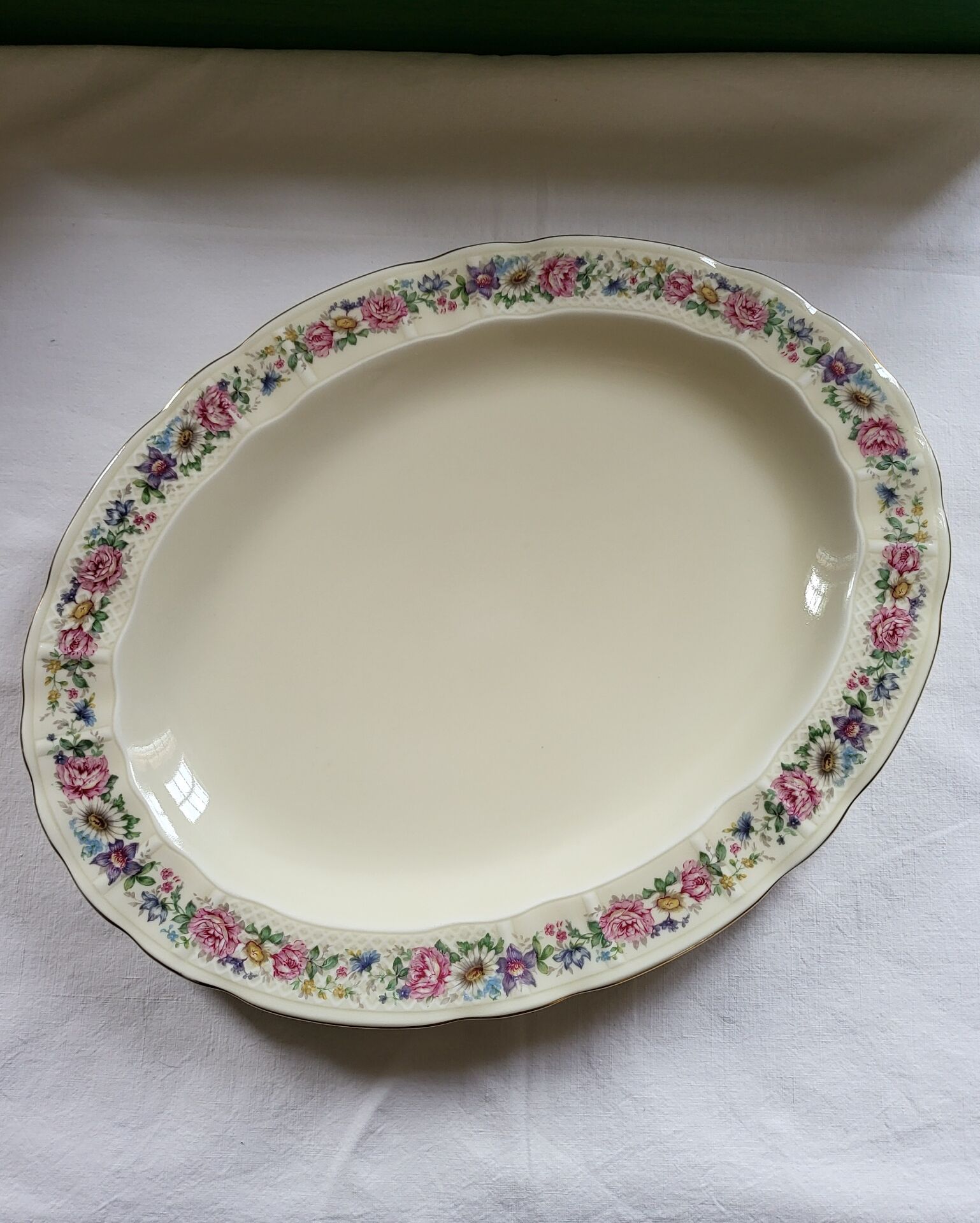 Limoges Bernardaud large oval plate in porcelain