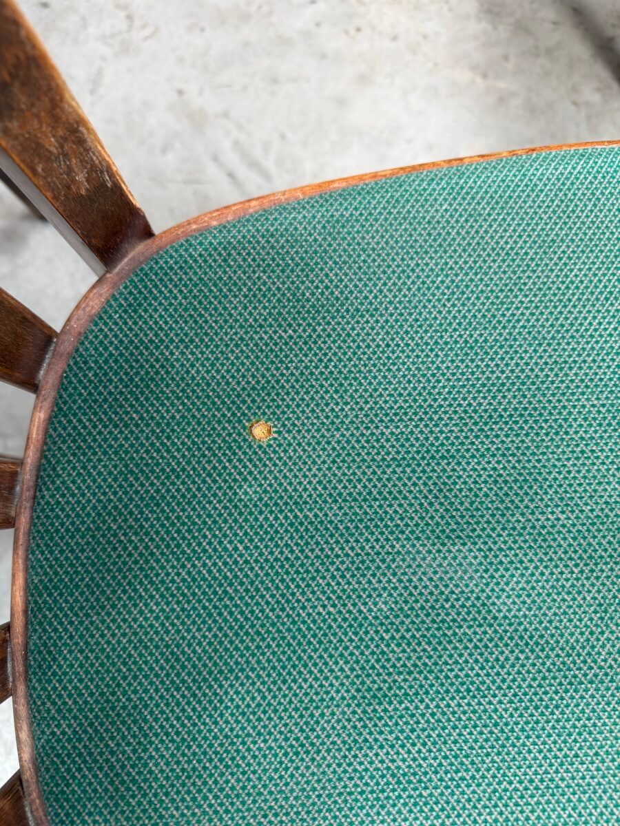 Suite de 14 chaises de bistrot