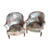 2 toad chairs