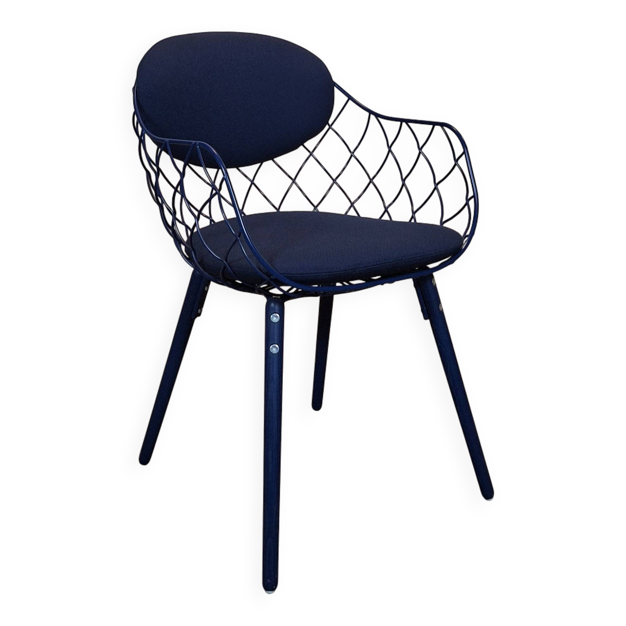 Magis Piña blue chair with metal frame and padded seat