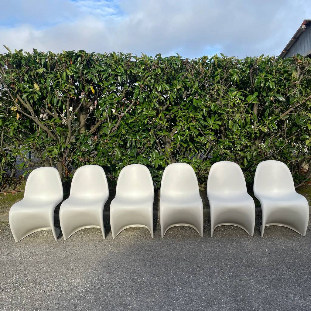Set of 6 Verner Panton chairs, Vitra edition.
