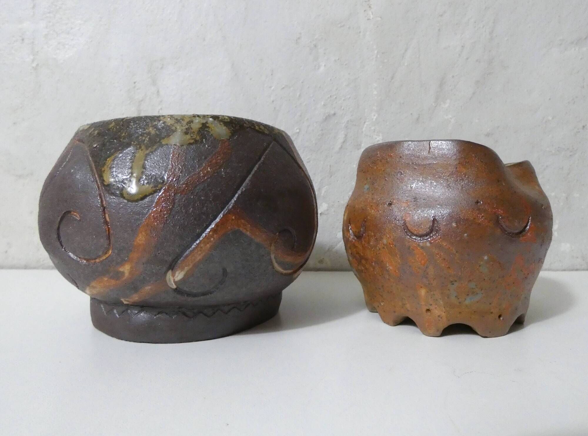 2 asymmetrical brutalist stoneware bowls signed G.Toutous Vintage